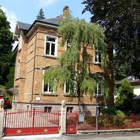 Annenstein Apartment